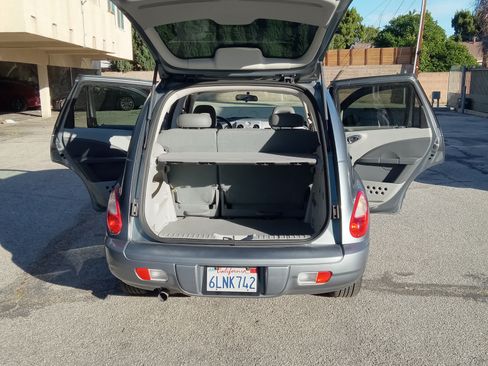 Used 2010 Chrysler PT Cruiser image 23