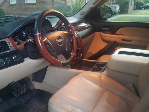 Used 2008 Chevrolet Silverado 1500 LTZ w/ Safety Package image 9