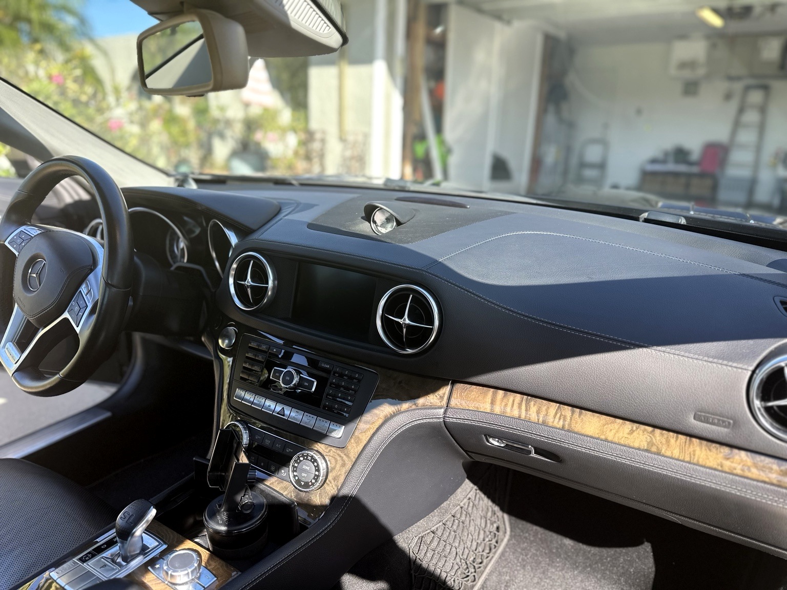 Used 2013 Mercedes-Benz SL 550 image 26