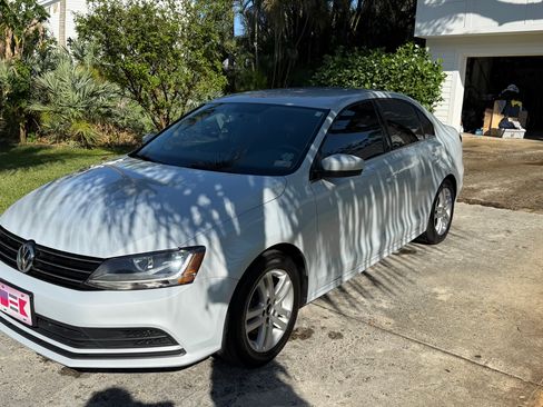 Used 2017 Volkswagen Jetta S image 12