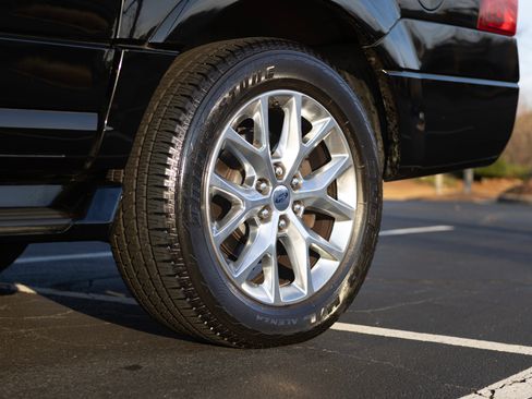 Used 2016 Ford Expedition EL Limited image 15