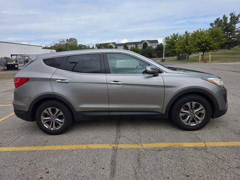 Used 2016 Hyundai Santa Fe Sport image 4