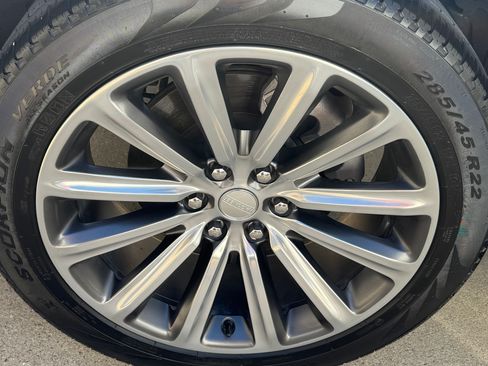 Used 2023 Jeep Grand Wagoneer 4WD w/ Rear Seat Video Group 1 image 9