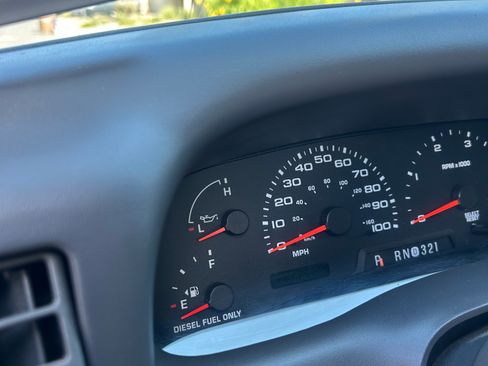 Used 2004 Ford F350 Lariat RWD image 12
