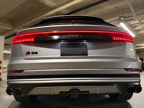 Used 2021 Audi SQ8 Prestige image 9