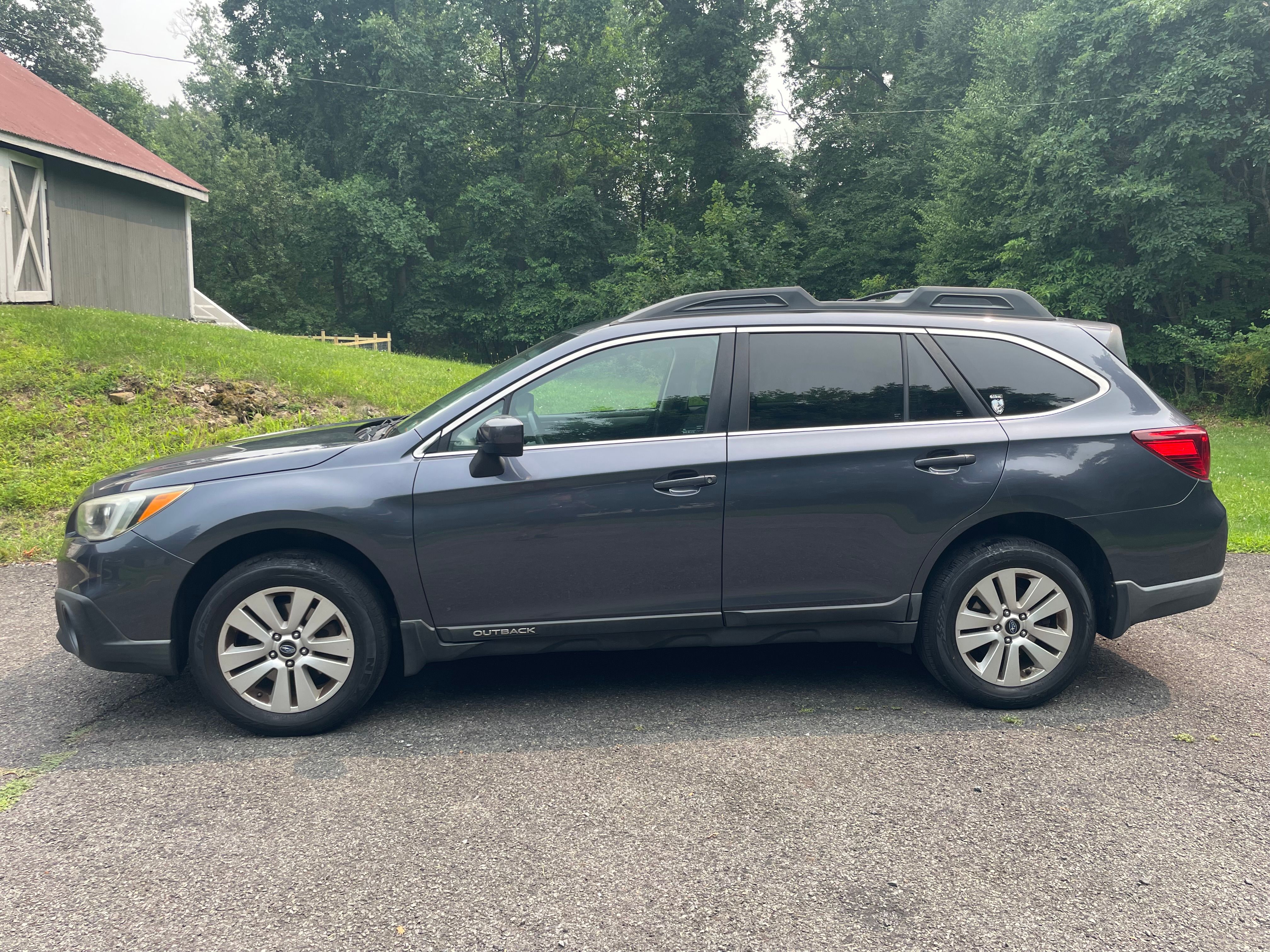 Used 2015 Subaru Outback 2.5i Premium w/ Popular Package #1 AWD/4WD image 4