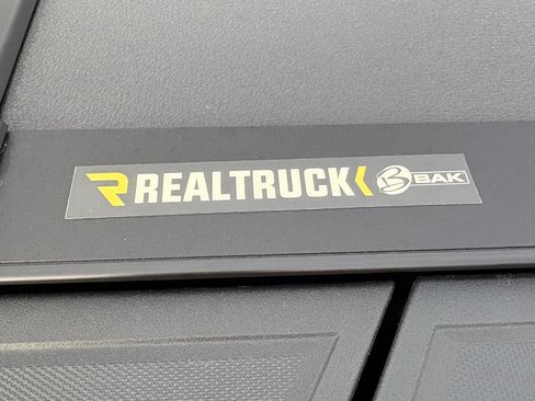 Used 2025 GMC Sierra 2500 AT4 w/ AT4 Premium Plus Package image 15