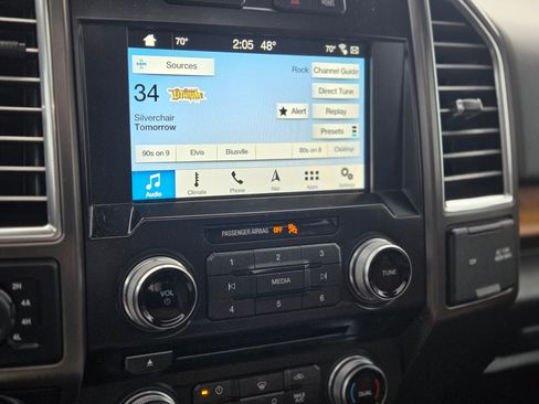 Used 2016 Ford F150 Limited image 14