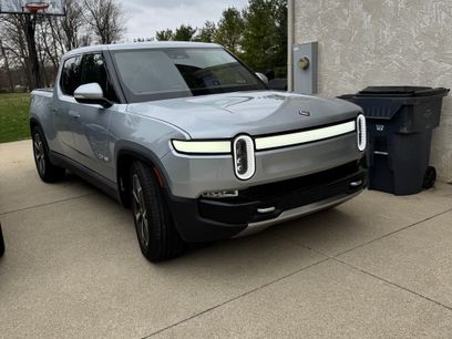 Used 2024 Rivian R1T Adventure