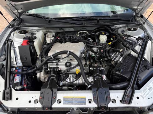 Used 2003 Buick Century Custom w/ Preferred Equipment Group 1SB FWD image 19