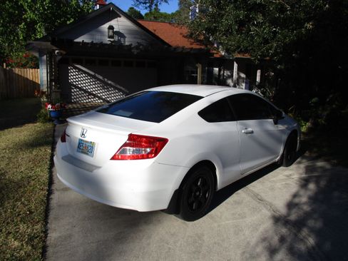 Used 2013 Honda Civic LX image 4