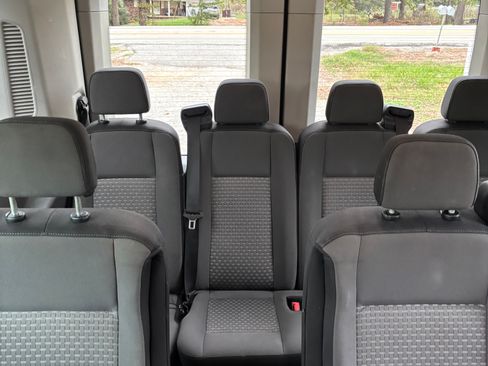 Used 2022 Ford Transit 350 XLT image 23