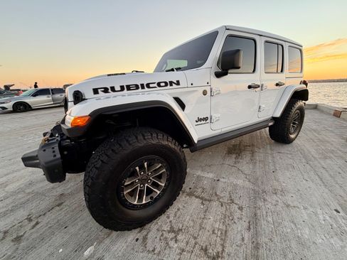 Used 2024 Jeep Wrangler Unlimited Rubicon 392 AWD/4WD image 9