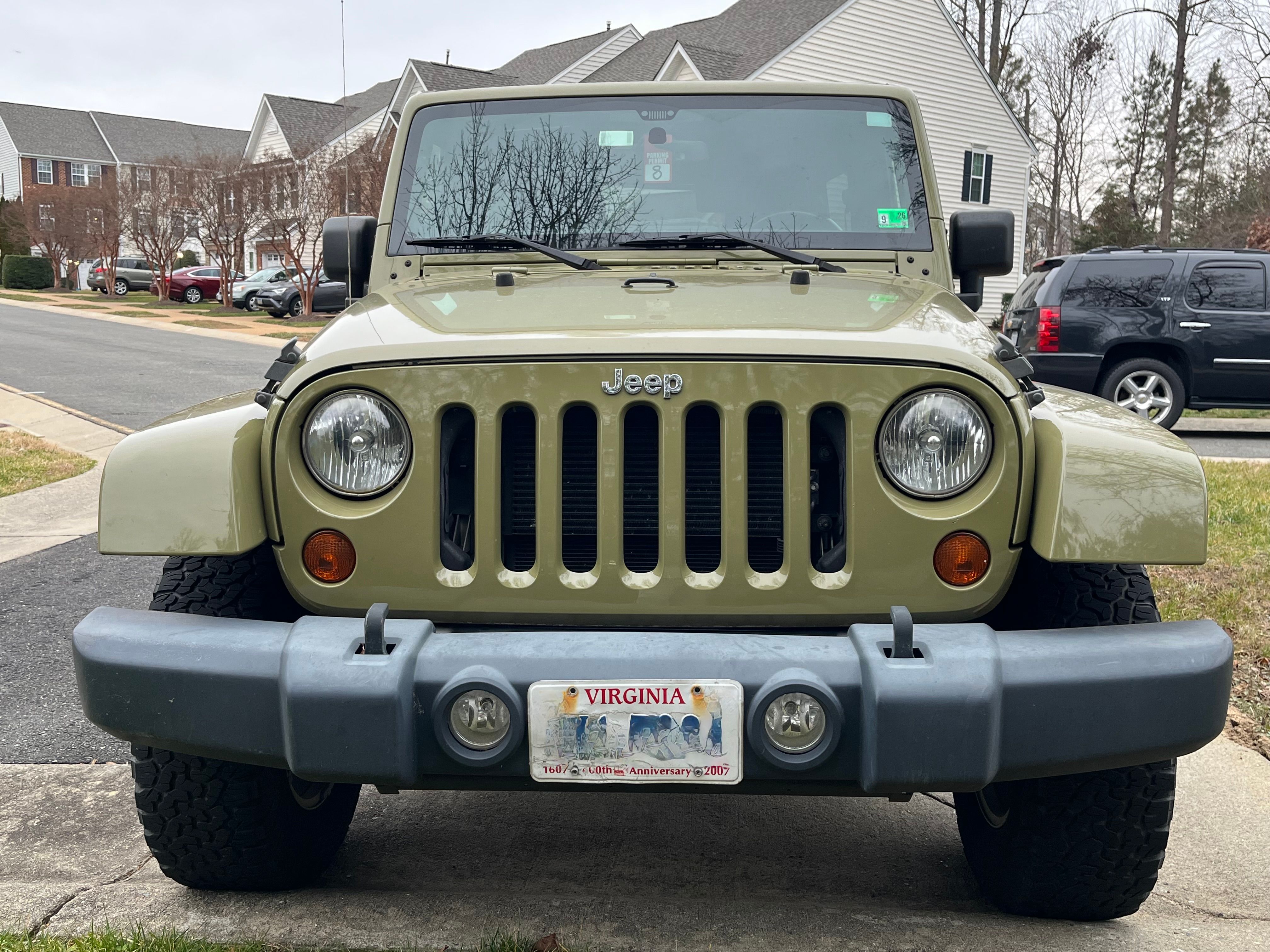 Used 2013 Jeep Wrangler Unlimited Rubicon w/ Connectivity Group AWD/4WD image 2