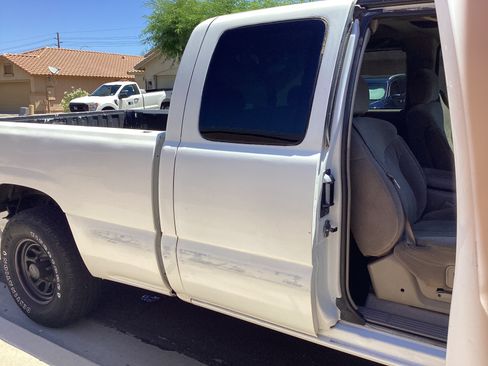 Used 2001 GMC Sierra 1500 4x4 Extended Cab w/ Convenience Plus Group image 5