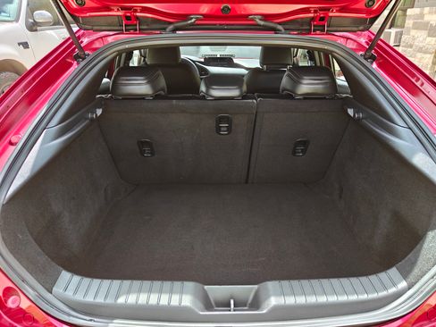 Used 2020 MAZDA MAZDA3 Hatchback image 14