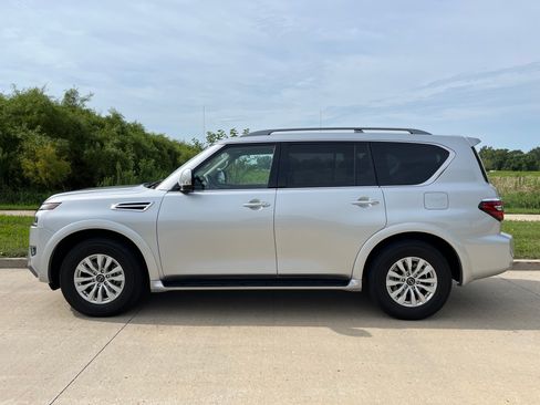 Used 2023 Nissan Armada SV w/ Cargo Package AWD/4WD image 2