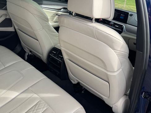 Used 2018 BMW M550i xDrive image 22