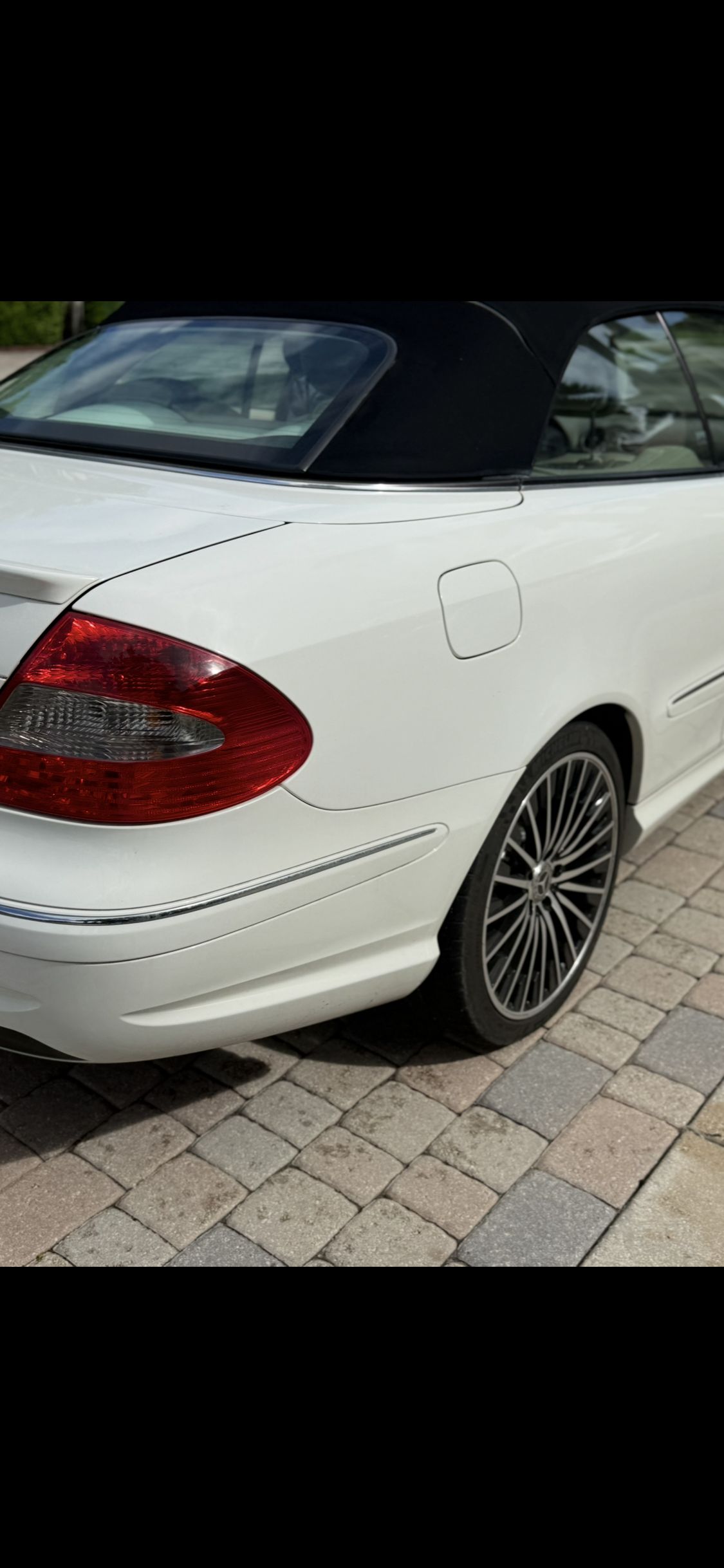 Used 2006 Mercedes-Benz CLK 500 Cabriolet w/ Premium Pkg image 5