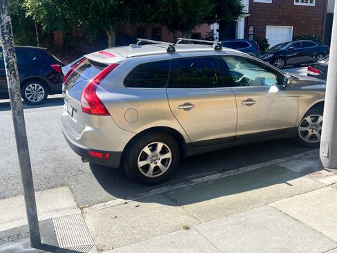 Used 2011 Volvo XC60 3.2 AWD/4WD image 20