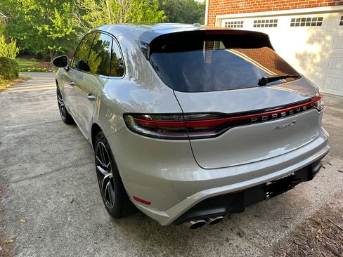 Used 2024 Porsche Macan S AWD/4WD image 6