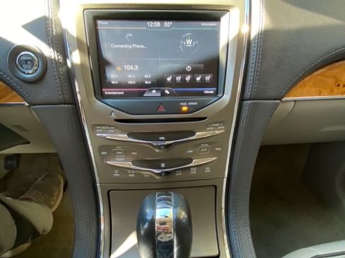 Used 2011 Lincoln MKX Sport Utility 4D w/ 101A Rapid Spec Order Code image 14