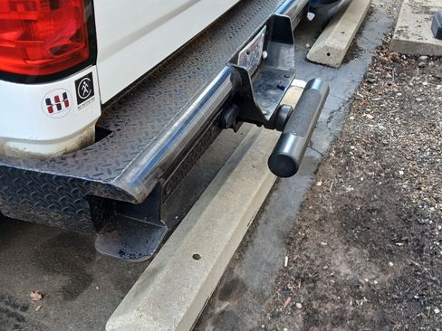 Used 2015 Chevrolet Silverado 3500 W/T w/ Snow Plow Prep Package image 12