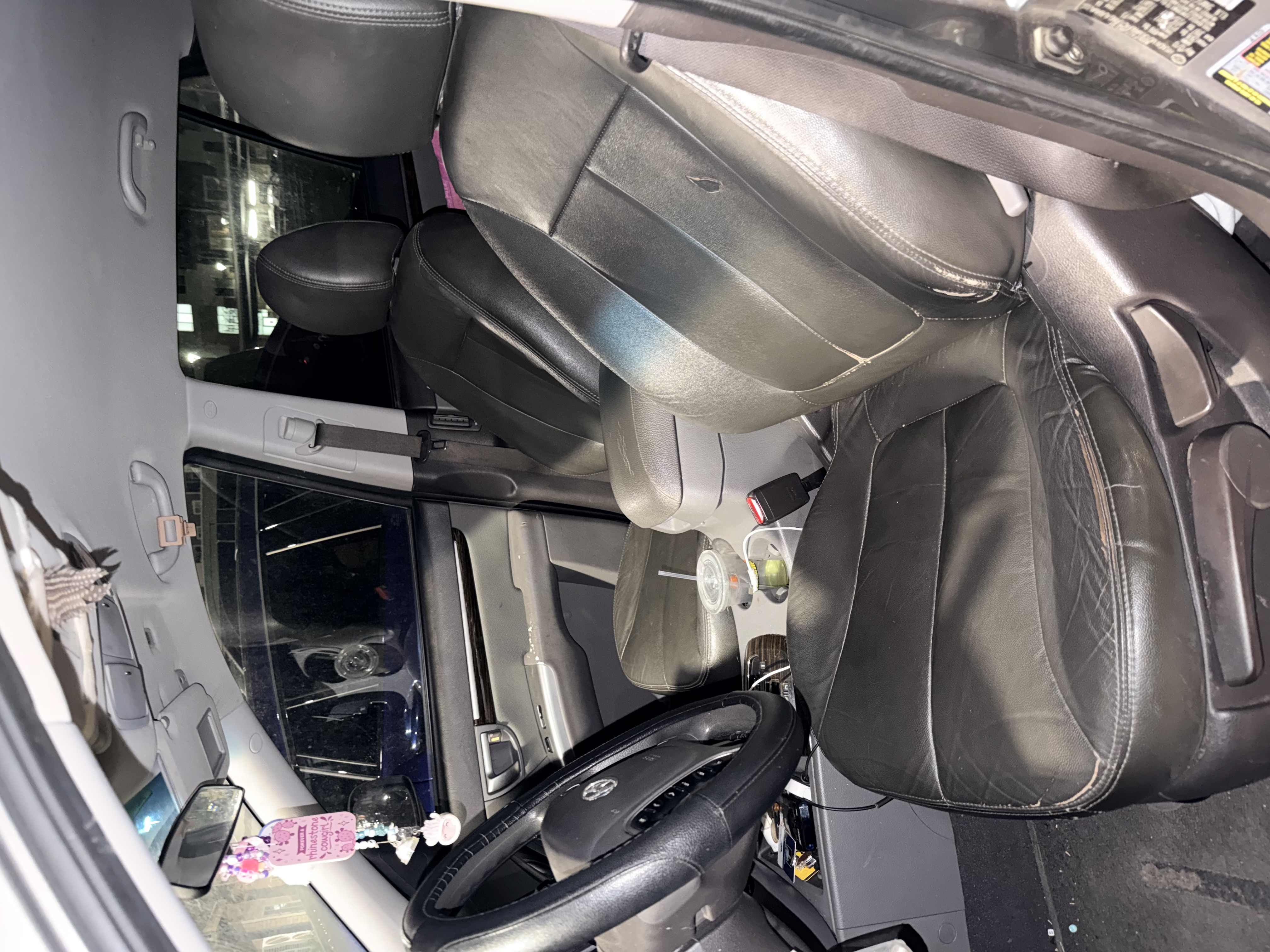 Used 2010 Hyundai Santa Fe GLS FWD image 12