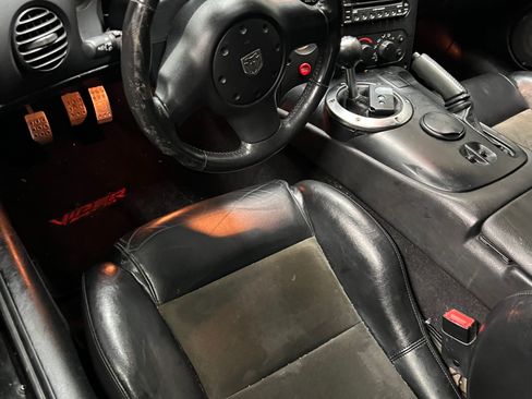 Used 2005 Dodge Viper SRT-10 image 15