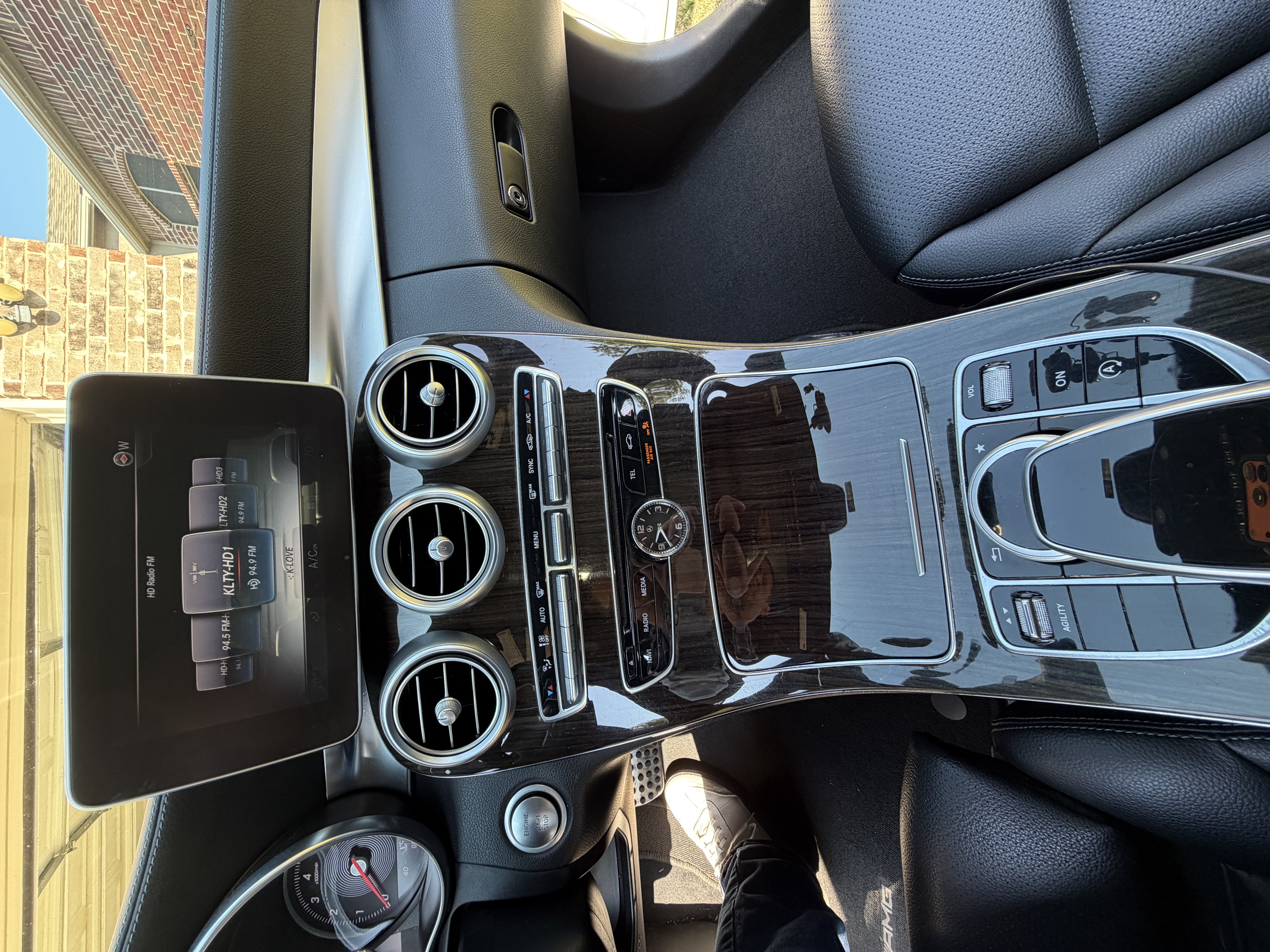 Used 2015 Mercedes-Benz C 400 4MATIC image 9