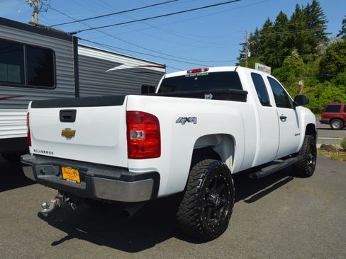 Used 2013 Chevrolet Silverado 2500 W/T image 6