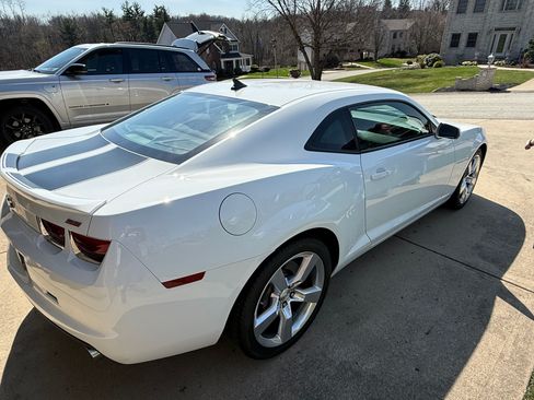 Used 2010 Chevrolet Camaro SS w/ RS Package image 8