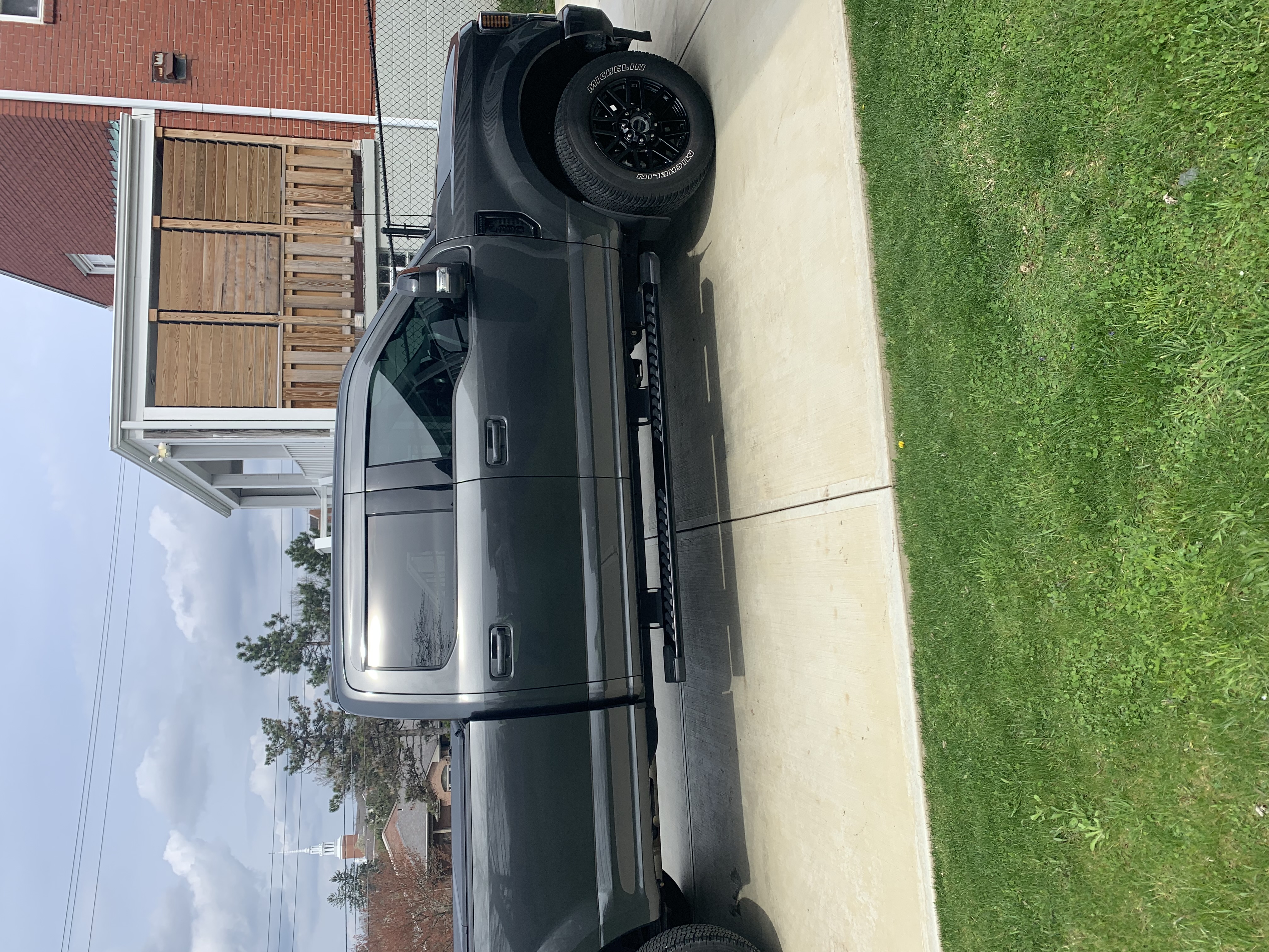 Used 2020 Ford F350 Lariat AWD/4WD image 1