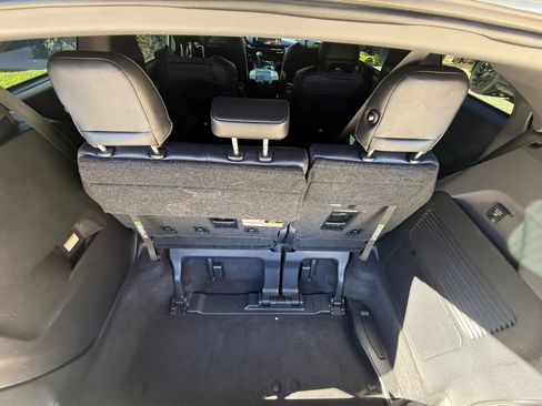 Used 2023 Toyota Sienna XSE image 14