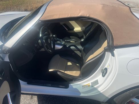 Used 2008 Saturn Sky Red Line image 9