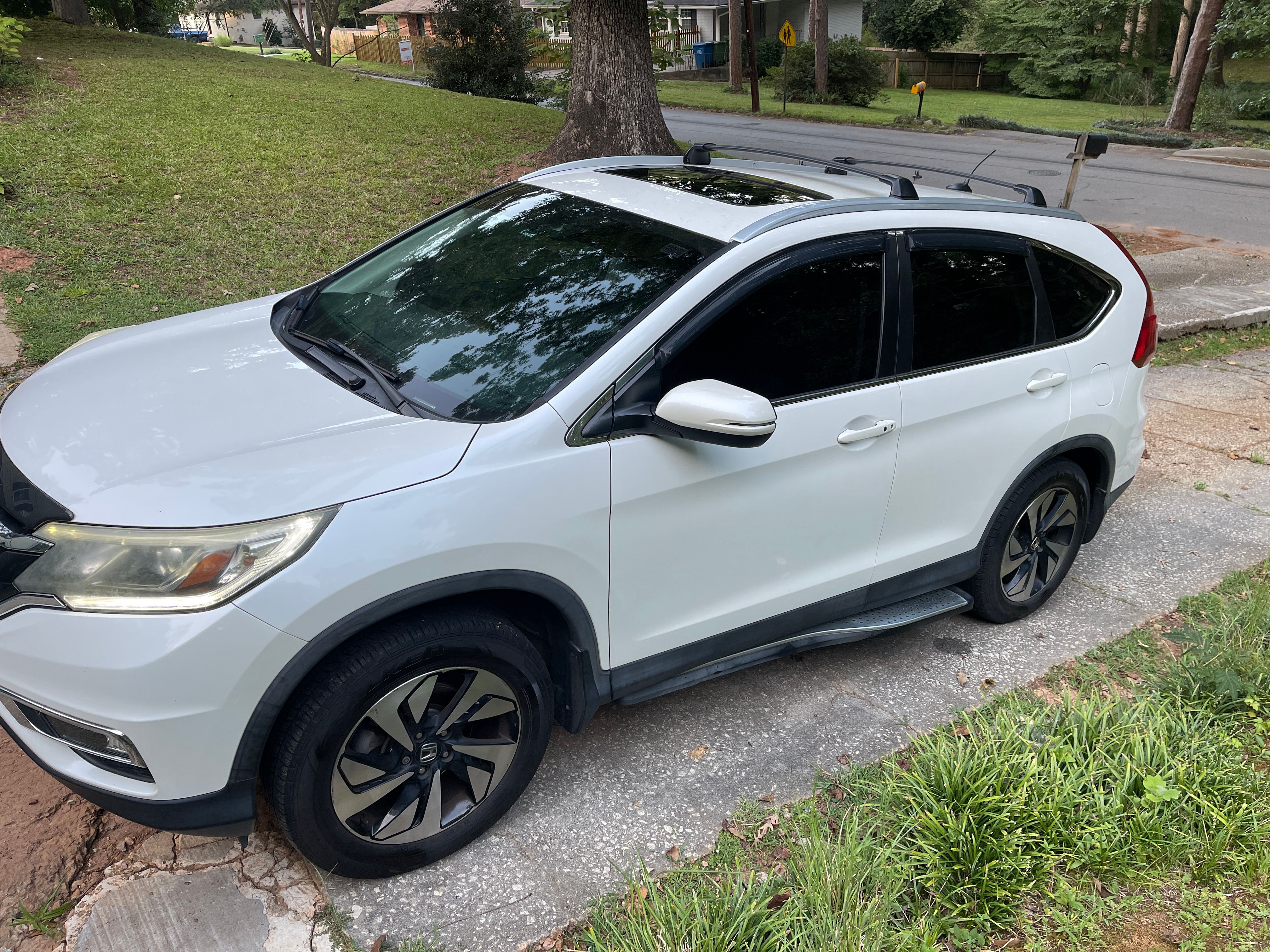Used 2016 Honda CR-V Touring image 4