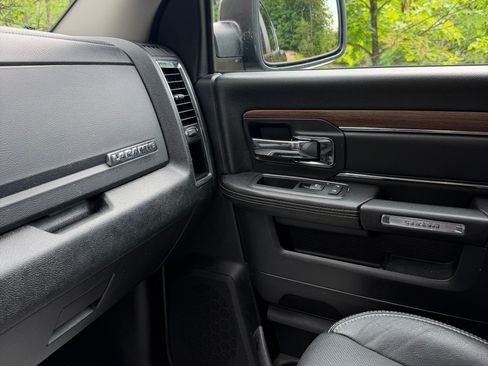 Used 2016 RAM 2500 Power Wagon Laramie AWD/4WD image 9
