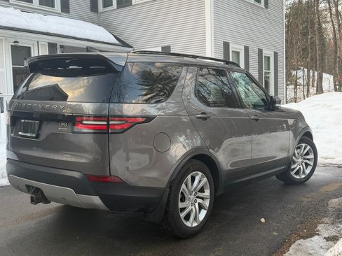 Used 2018 Land Rover Discovery HSE image 6