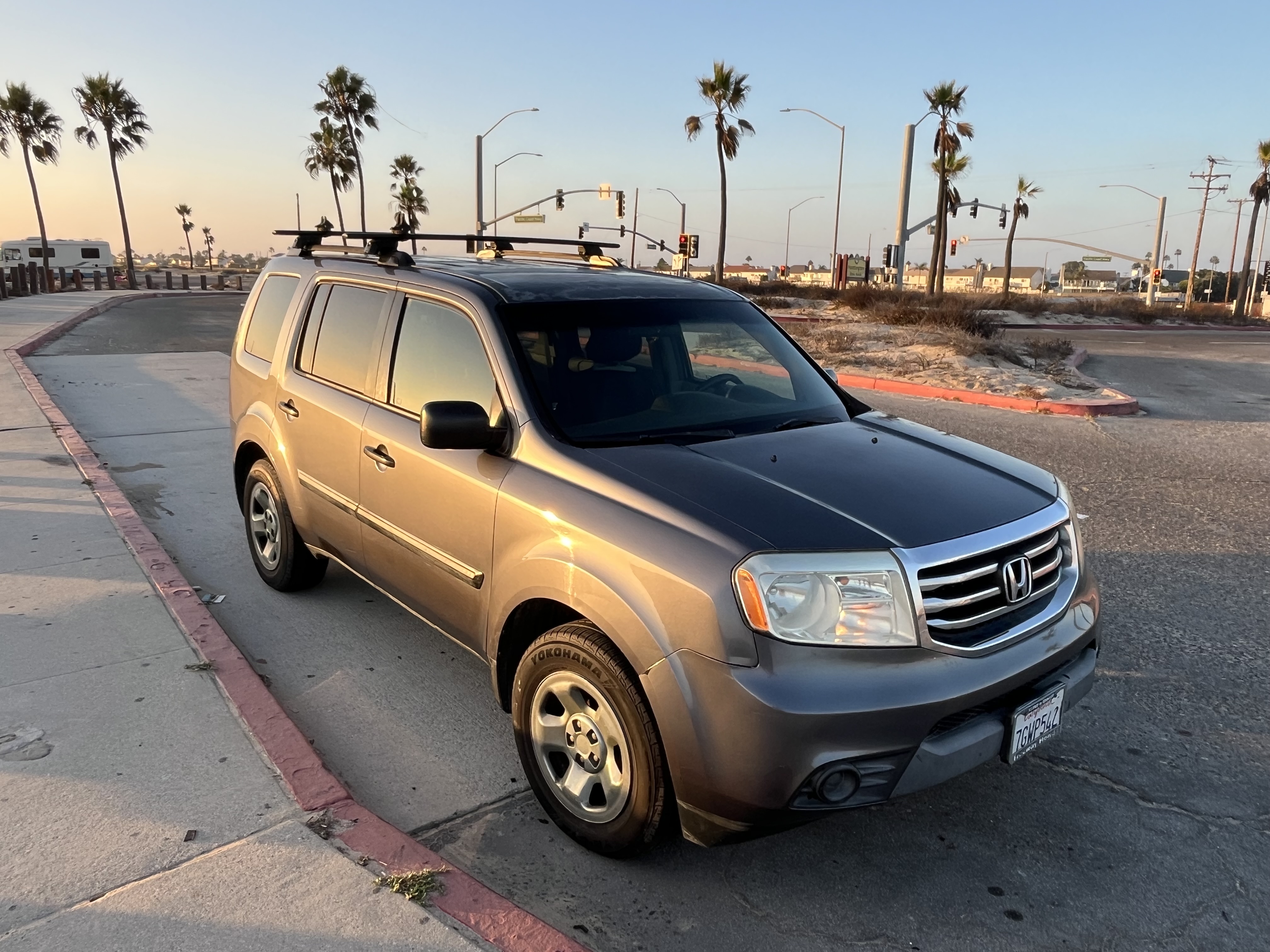 Used 2015 Honda Pilot LX image 1