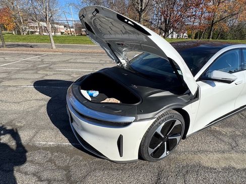 Used 2023 Lucid Air Touring image 6