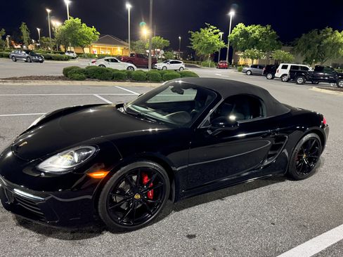 Used 2017 Porsche 718 Boxster S RWD image 5