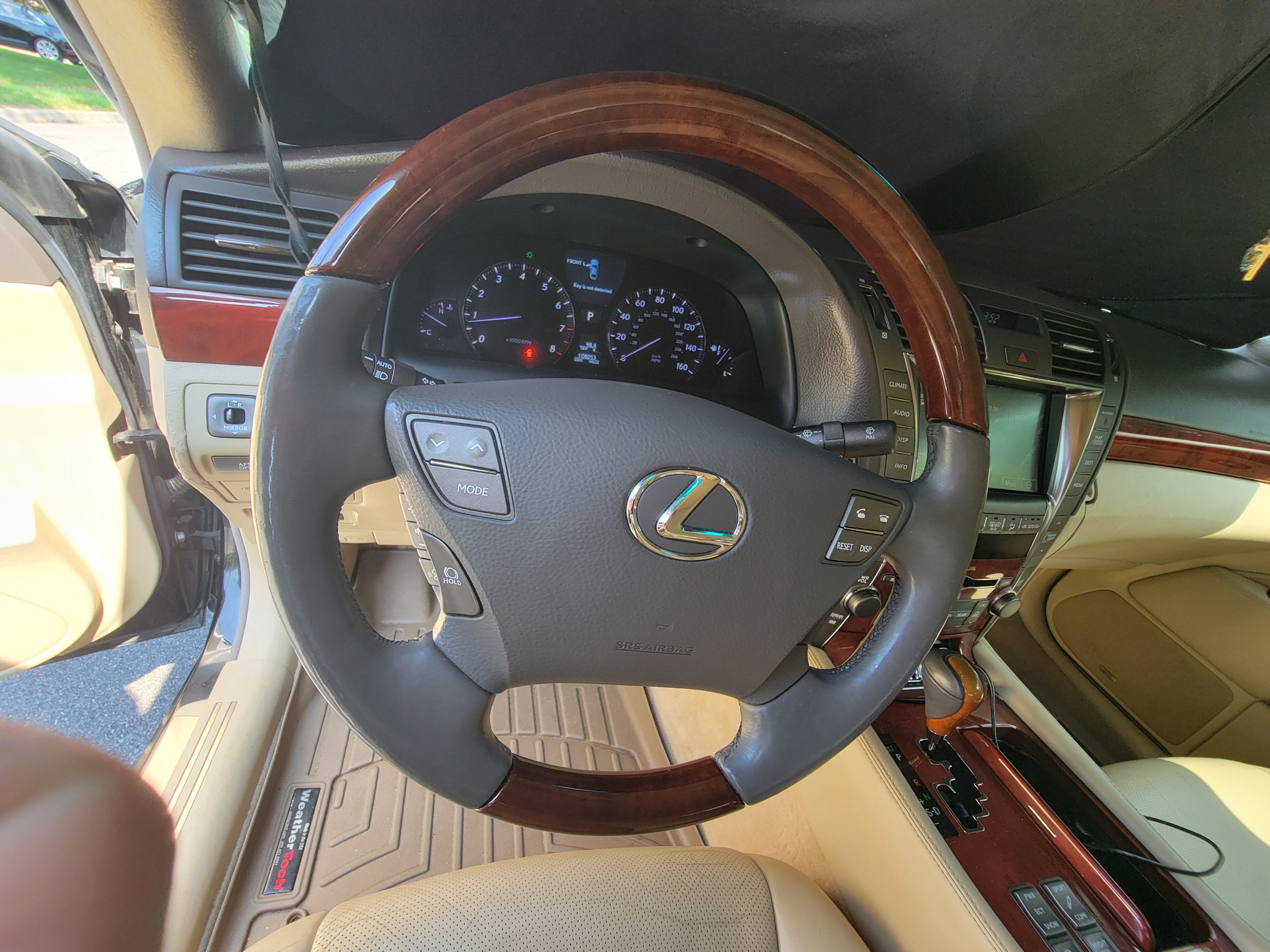 Used 2007 Lexus LS 460 L w/ Luxury Pkg RWD image 31