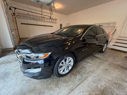 Used 2019 Chevrolet Malibu LT image 1