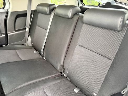 Used 2007 Toyota FJ Cruiser 4WD w/ Upgrade Pkg 2 image 19