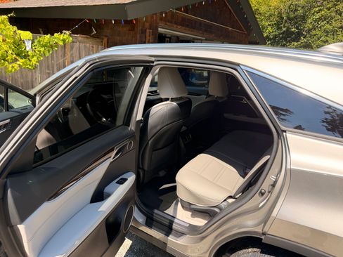 Used 2019 Lexus RX 450h AWD w/ Navigation Package image 5