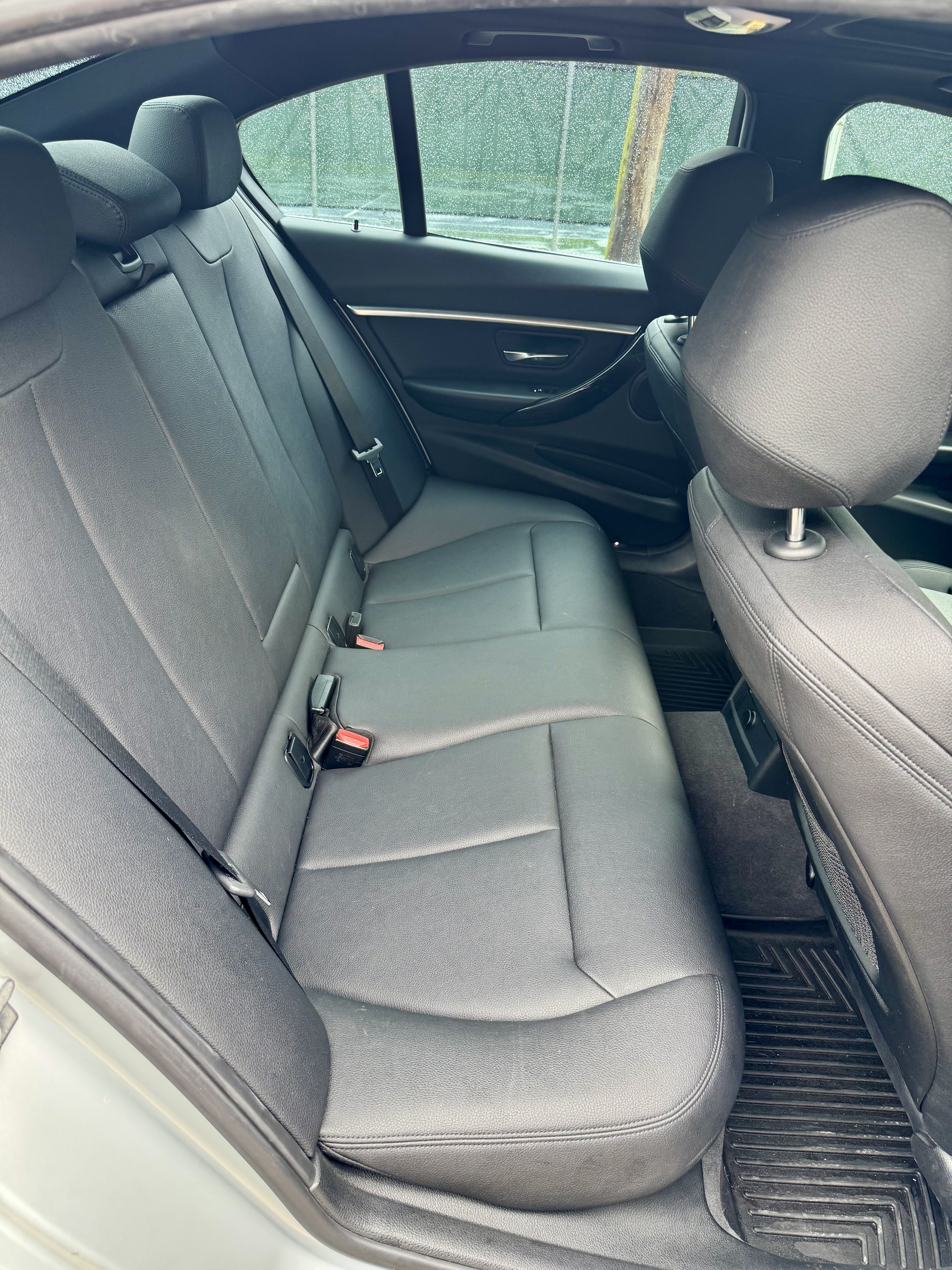 Used 2017 BMW 330i Sedan RWD image 30