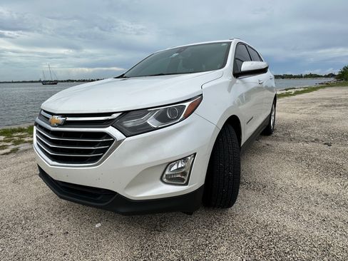 Used 2021 Chevrolet Equinox Premier FWD image 10