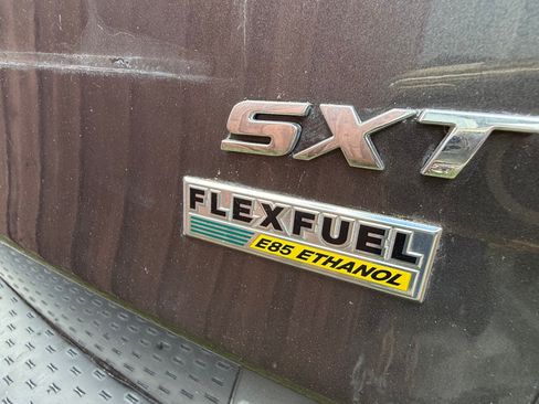 Used 2017 Dodge Grand Caravan SXT FWD image 9
