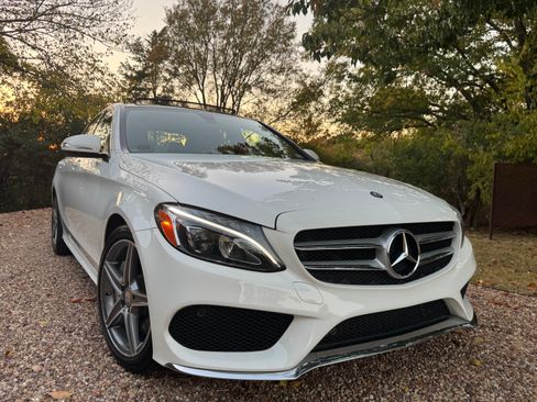 Used 2015 Mercedes-Benz C 300 Sedan image 16