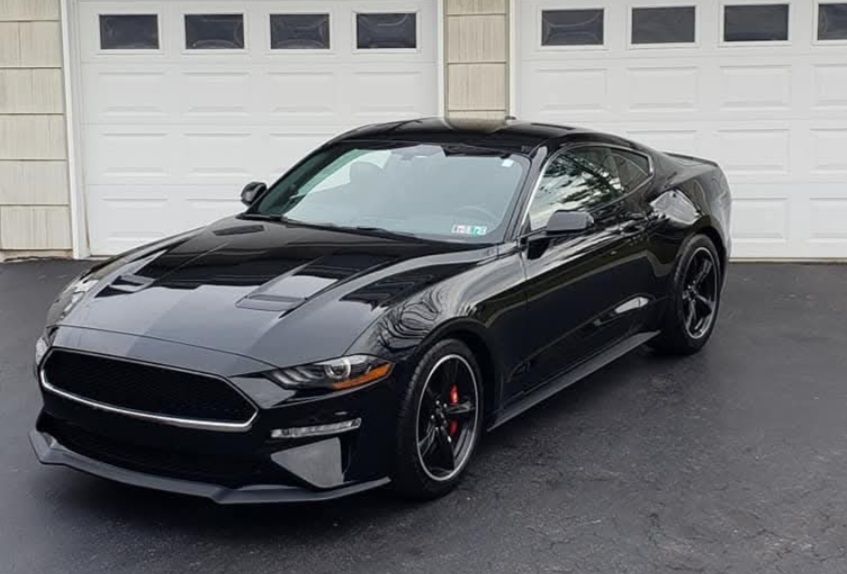 Used 2019 Ford Mustang Bullitt w/ Bullitt Electronics Package RWD image 1